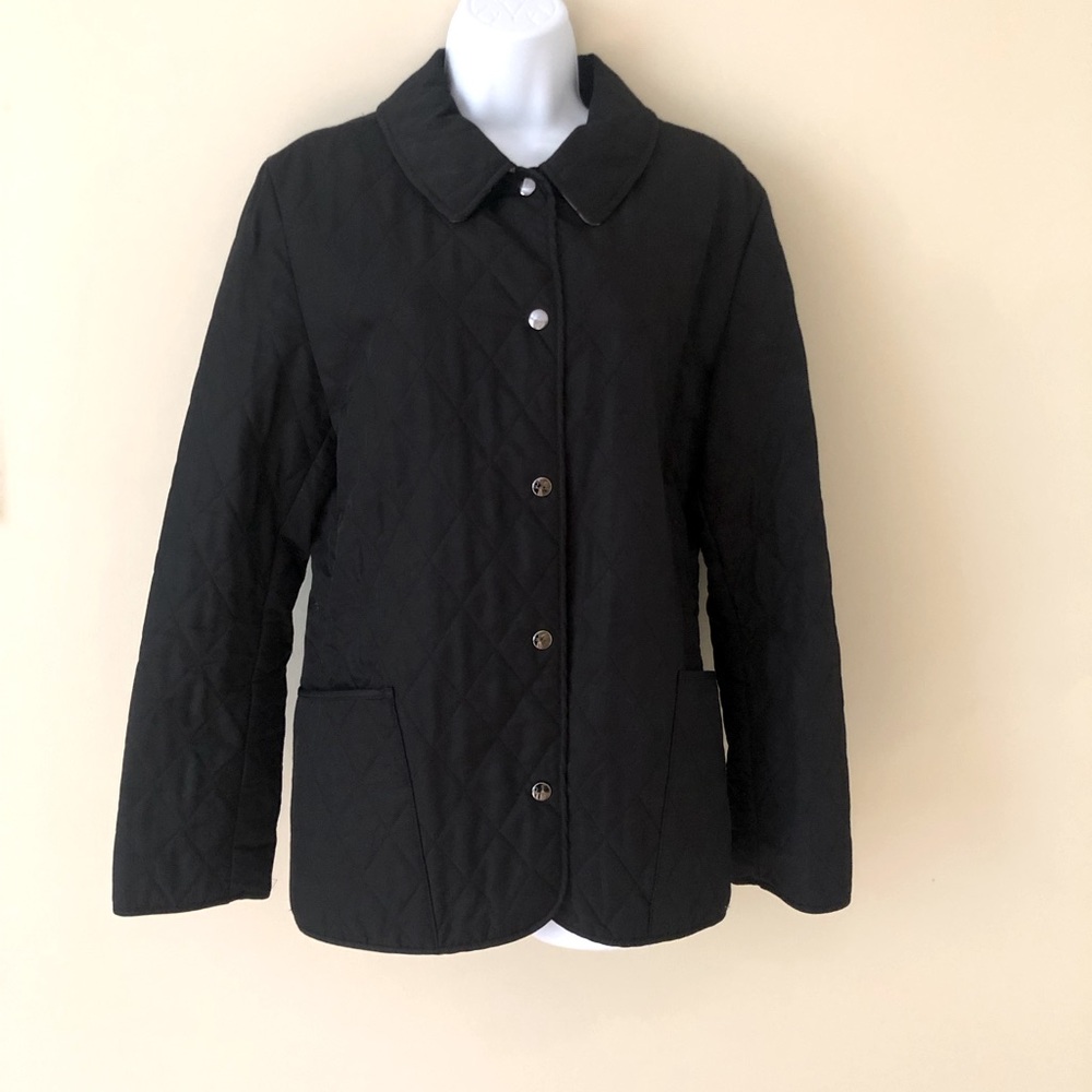 Burberry women's quilted jacket, classic black, size S. Good condition.